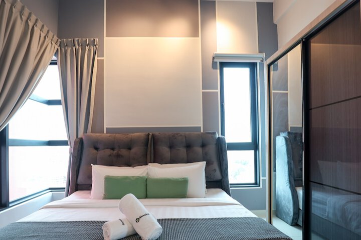 Room 44 of 201