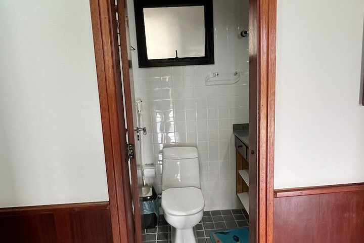 Room 90 of 487