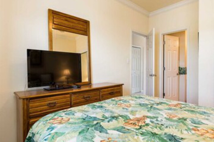 Room 17 of 19