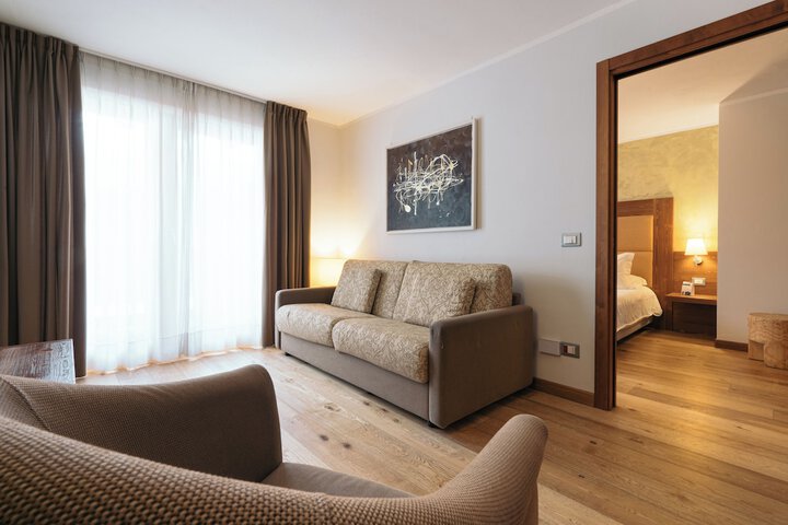 Room 25 of 178