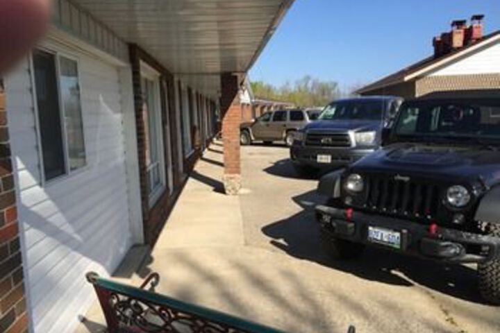 Property Grounds 37 of 37