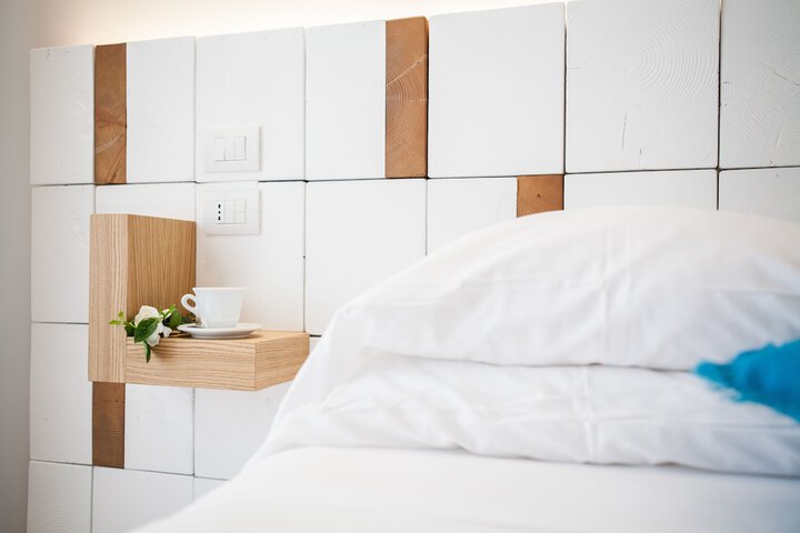Room 32 of 123