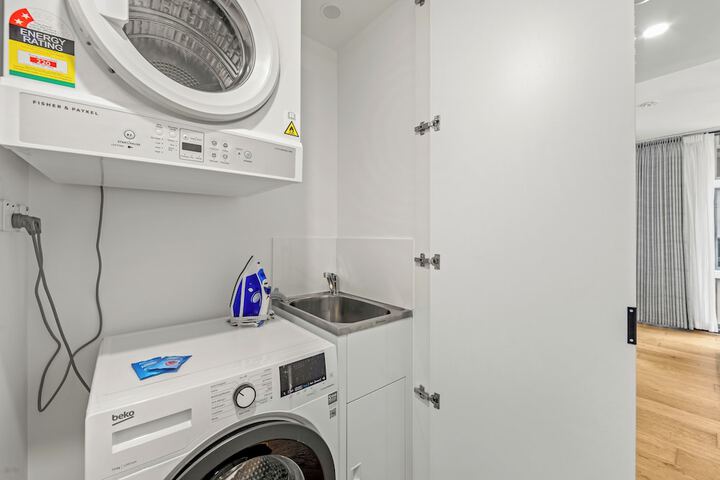 Laundry 85 of 109