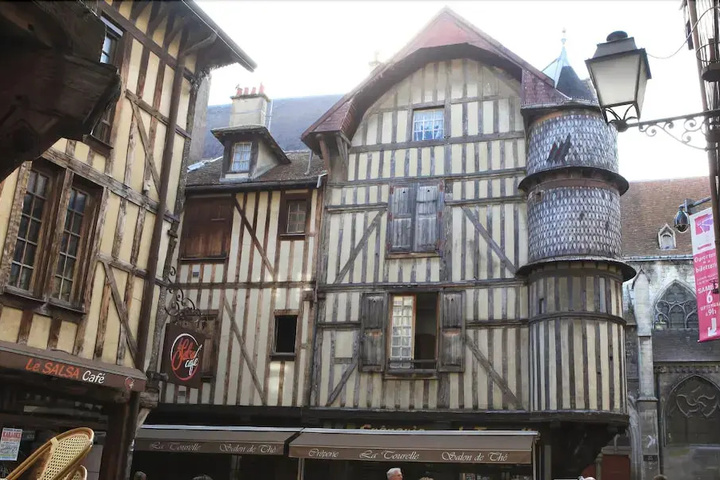 Le1600Troyes - La Champenoise & Jardin