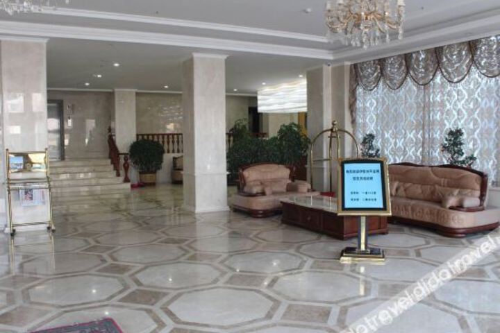Hotel Interior 9 of 23