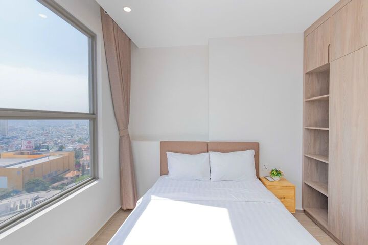 Room 82 of 299