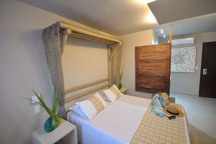 Room 12 of 41