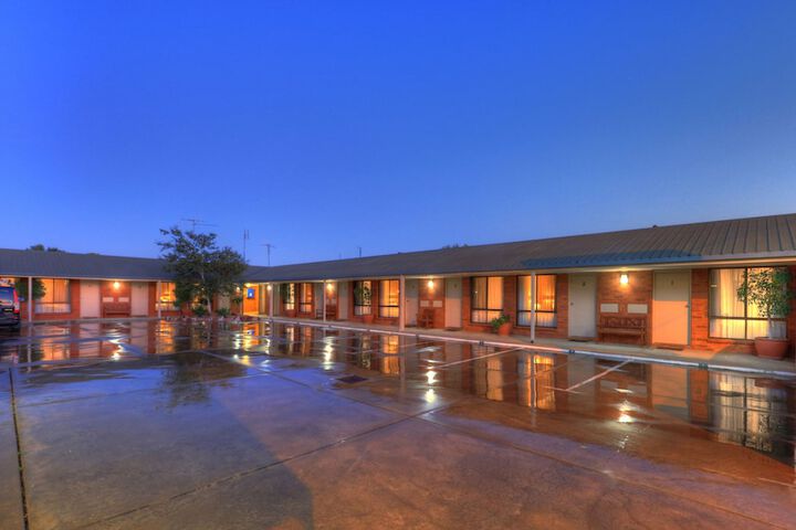 Moama Central Motel