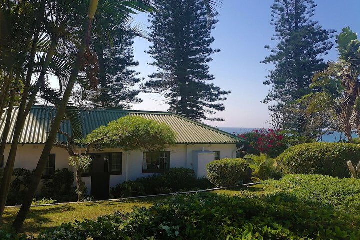 Hotel Exterior 25 of 36