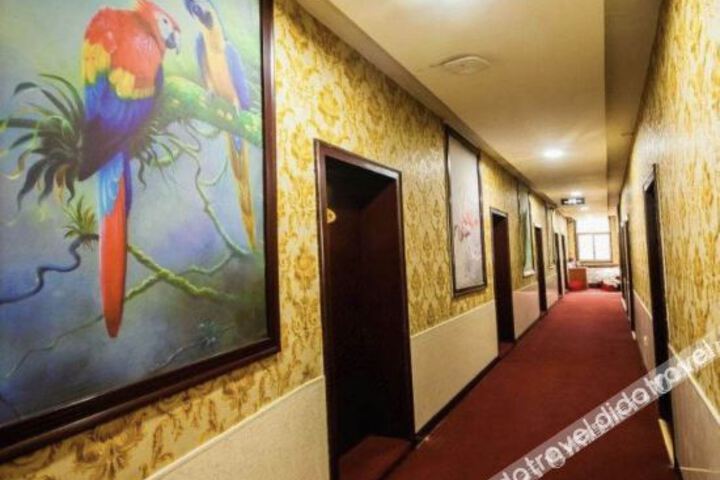Hotel Interior 4 of 6