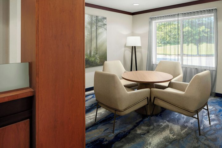 Lobby lounge
