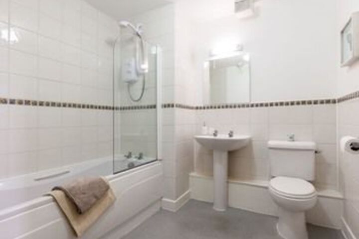 Room 2 of 16