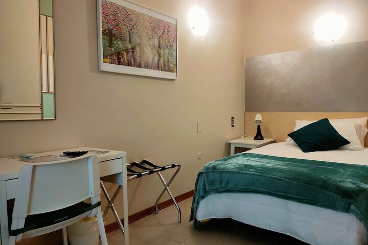 Room 7 of 71