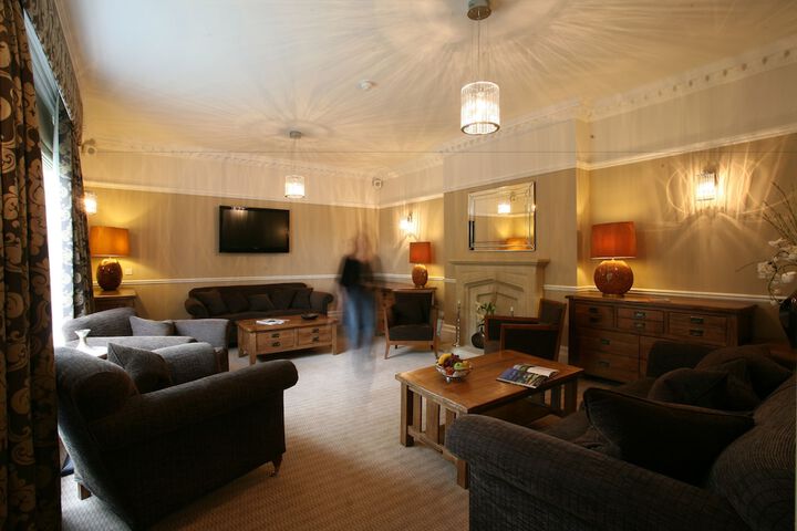 Room 15 of 40