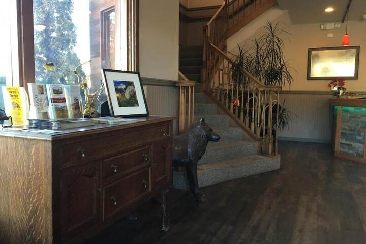 Hotel Interior 5 of 60