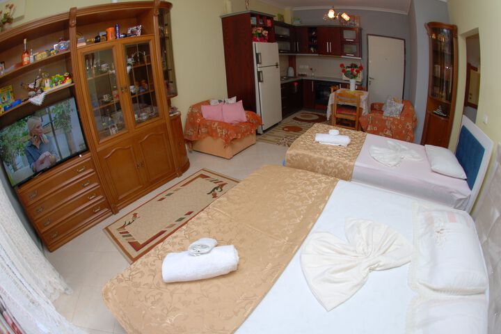Room 3 of 4