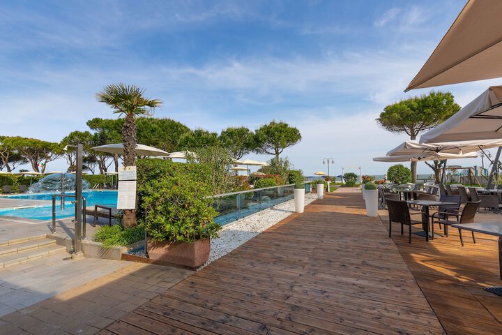 Terrace/Patio 57 of 68