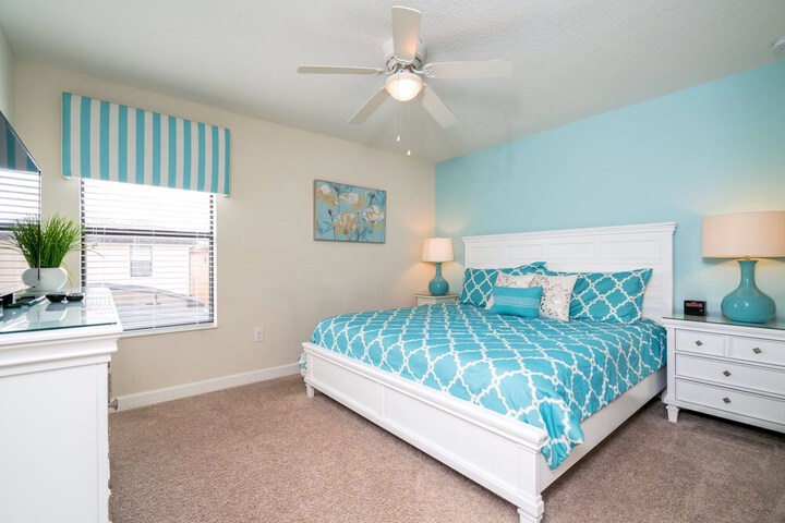 Room 4 of 46