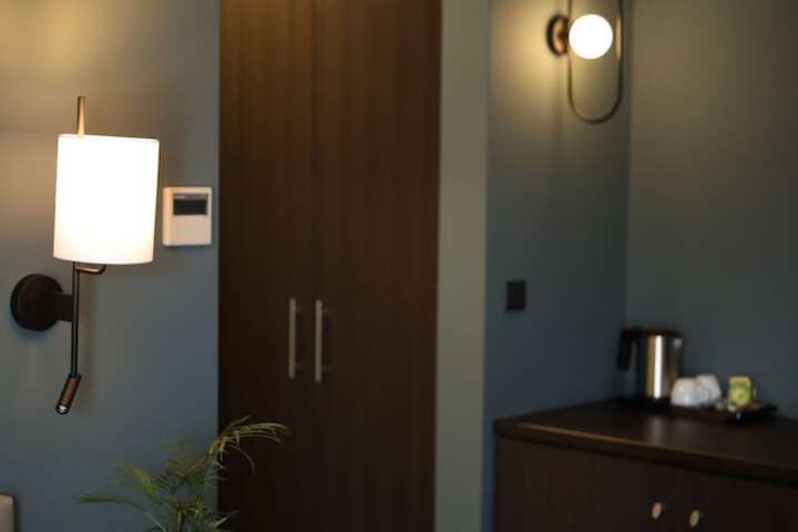 Room 11 of 39