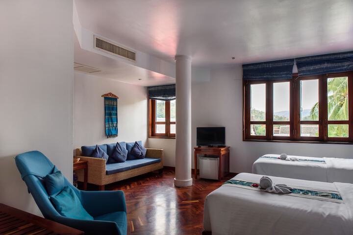Room 21 of 49