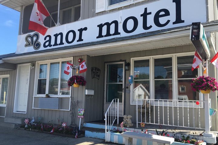 Hotel Entry