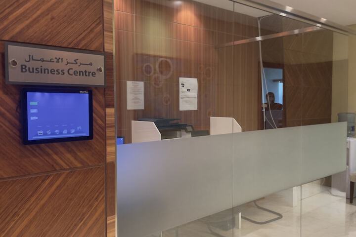 Business Center 90 of 99