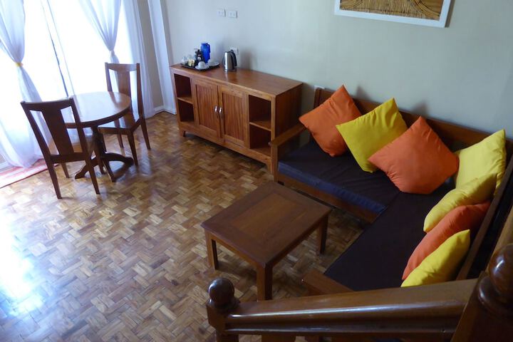 Room 34 of 120