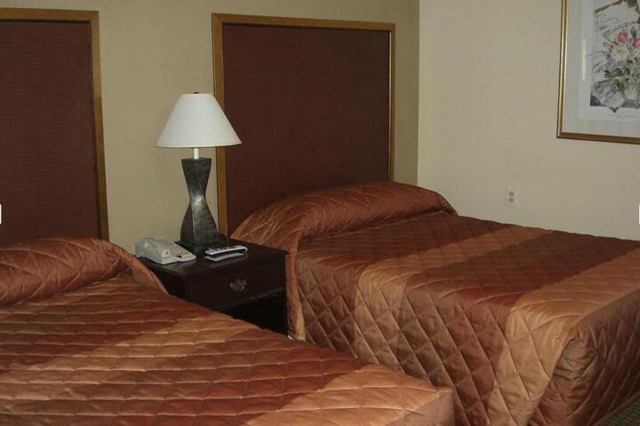 2 Double Beds (1 of 8)