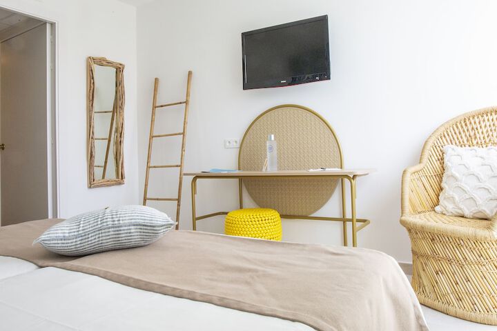 Room 20 of 80
