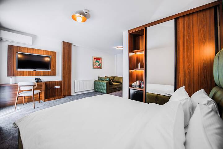 Room 22 of 113