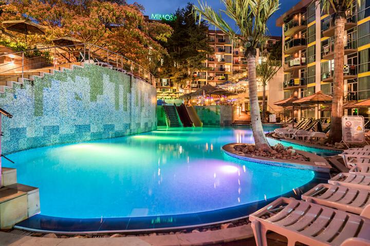 Pool 26 of 28