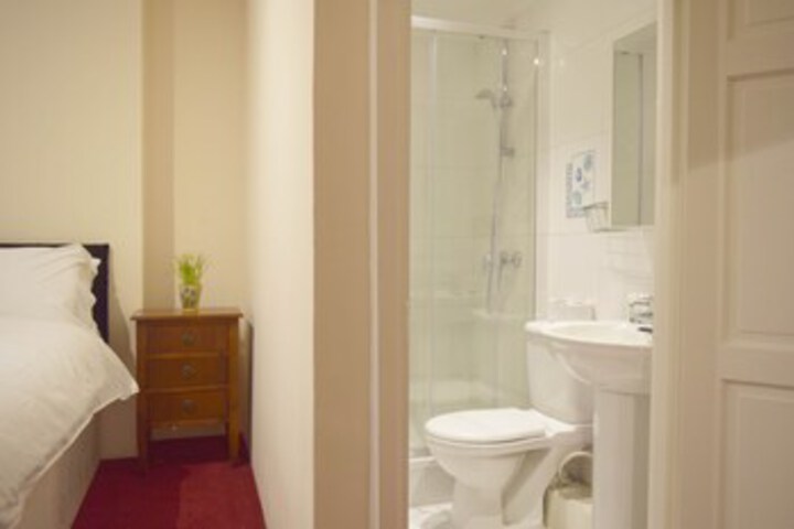 Room 2 of 24