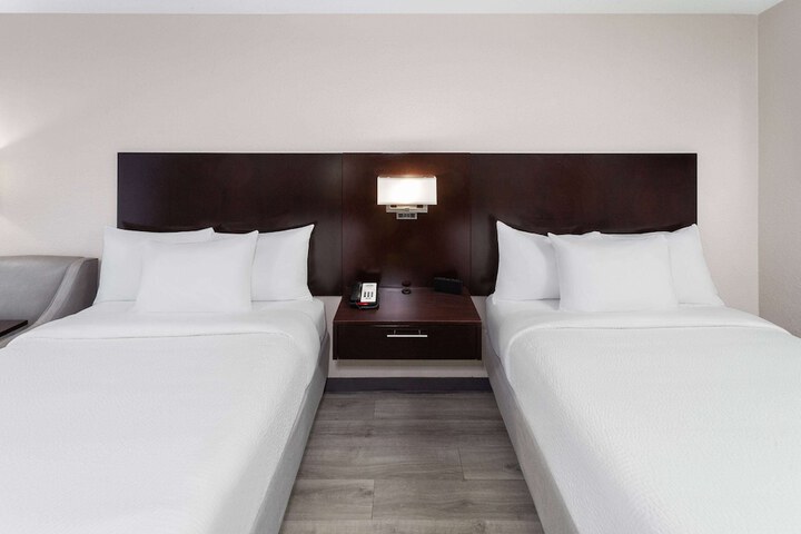 2 Double Beds Deluxe Room (4 of 10)