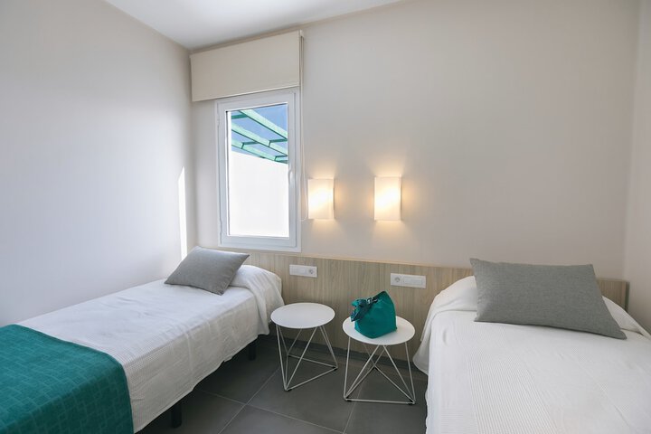 Room 5 of 31