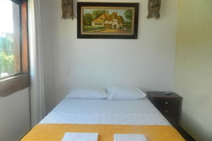 Room 41 of 90