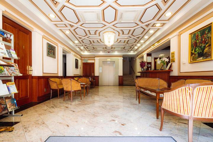 Photo of Hotel Ködmön