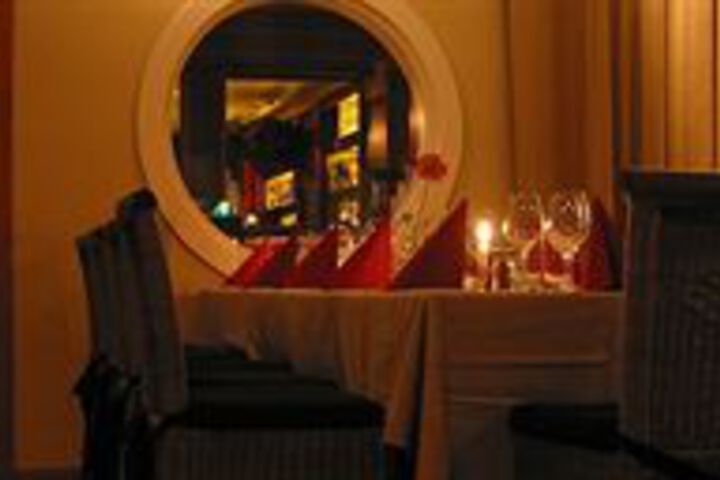 Dining 43 of 59
