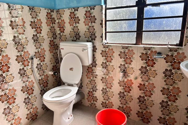 Room 7 of 15