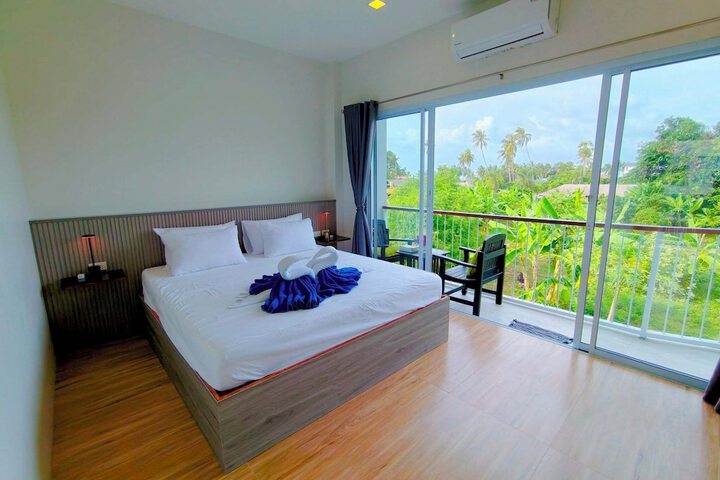 Room 37 of 105