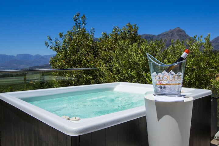 Hot Tub 65 of 107