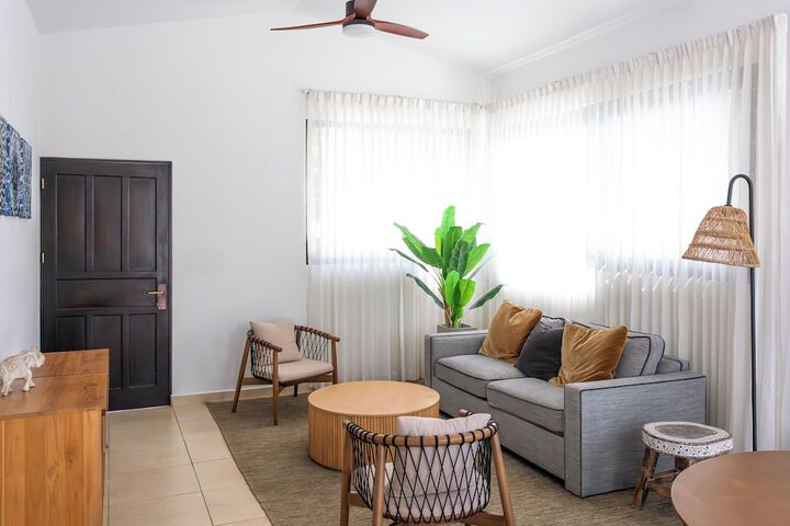 Room 15 of 76