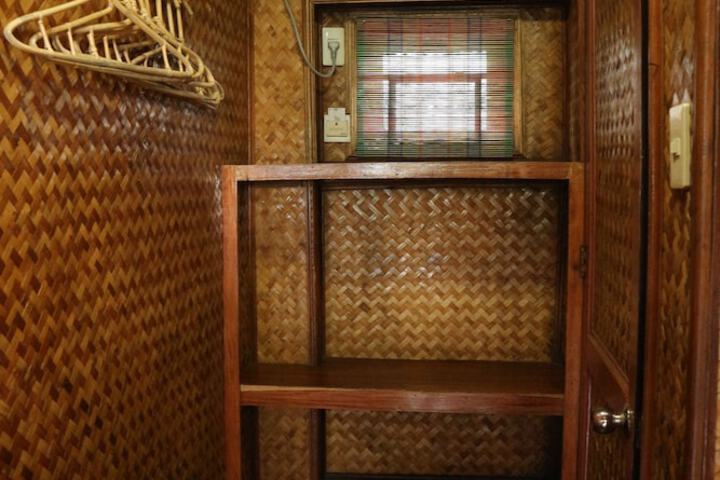 Room 22 of 58