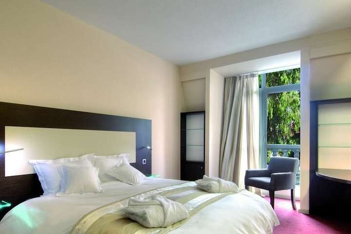 Room 7 of 29