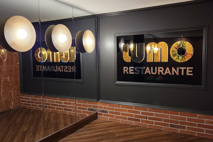 Dining 54 of 80