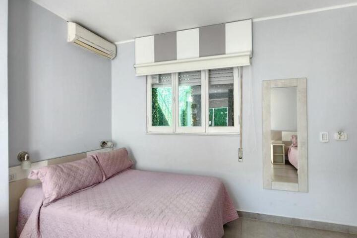 Alas Hotel