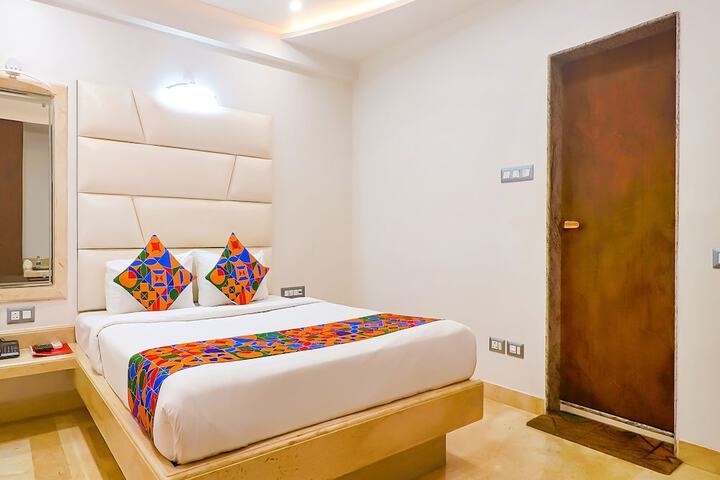 Hotel 37 of 38