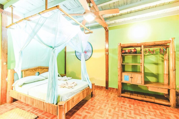 Room 22 of 112