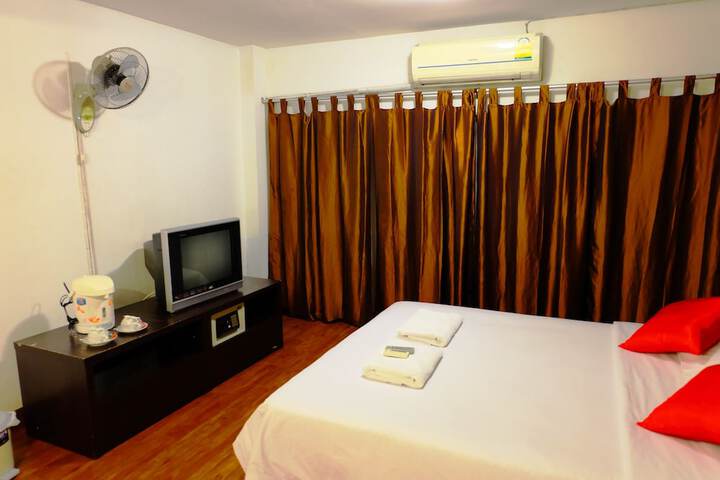 Room 10 of 130