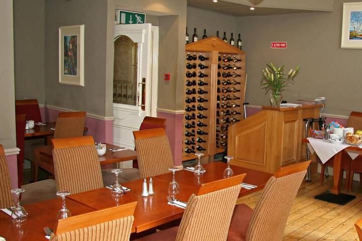 Dining Photos