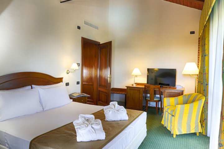 Room 14 of 57